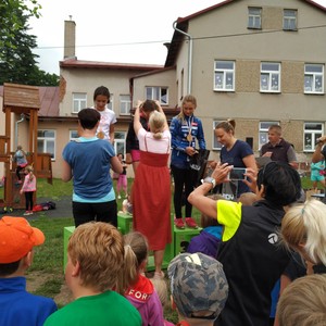 BĚH HARTECKOU ALEJÍ - 15. ročník tradičních školních závodů