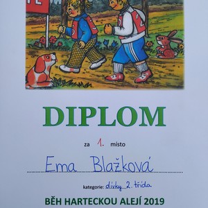 BĚH HARTECKOU ALEJÍ - 15. ročník tradičních školních závodů