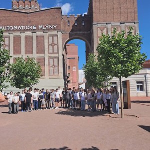 Divadlo + Workshop -  Pardubice (2. stupeň)