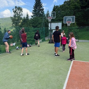 Sportovní den  1 . -9. třída