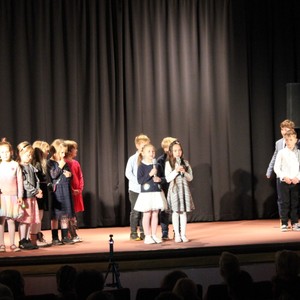 Oslavy 90 let - školní akademie