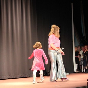 Oslavy 90 let - školní akademie