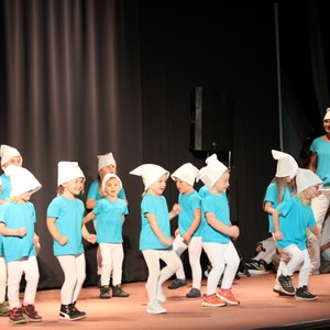 Oslavy 90 let - školní akademie