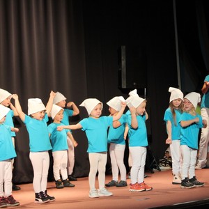 Oslavy 90 let - školní akademie