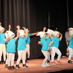 Oslavy 90 let - školní akademie