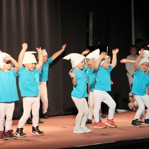 Oslavy 90 let - školní akademie