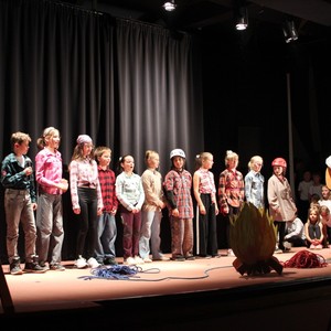 Oslavy 90 let - školní akademie