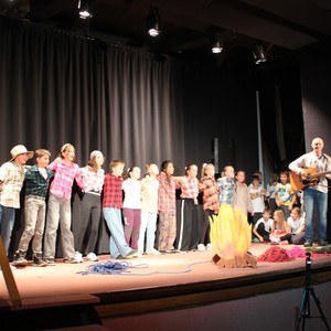 Oslavy 90 let - školní akademie