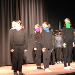 Oslavy 90 let - školní akademie