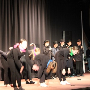 Oslavy 90 let - školní akademie