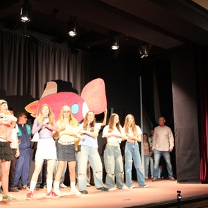 Oslavy 90 let - školní akademie