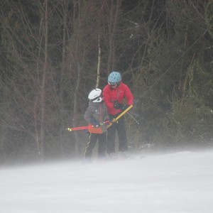Školní závody ve sjezdovém lyžování