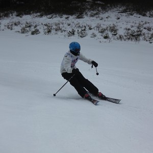 Školní závody ve sjezdovém lyžování