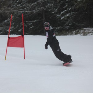 Školní závody ve sjezdovém lyžování