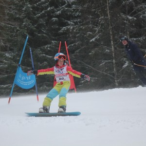 Školní závody ve sjezdovém lyžování