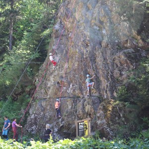 Družina - lezení na skále