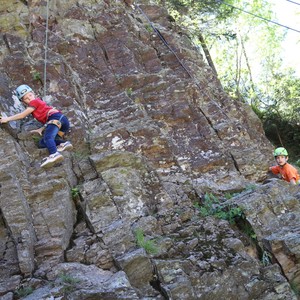 Družina - lezení na skále