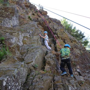 Družina - lezení na skále