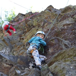 Družina - lezení na skále