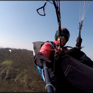 Skialpinismus, paragliding